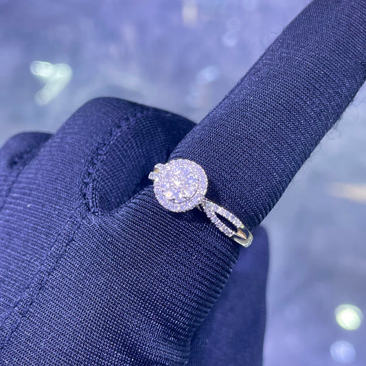 Ladies Diamond Ring